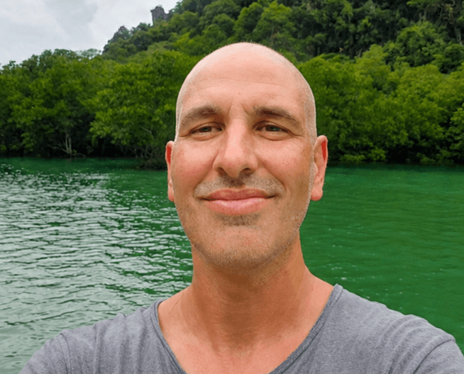 Joe Eisen, Director Ejecutivo de RFUK.